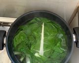 Foto del paso 1 de la receta: Panqueques de acelga