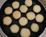 Foto langkah ke 5 dari resep Bakpia ubi ungu teflon.