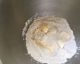 Une image de l'étape 3 de Pâte brisée épeautre lait cannelle.