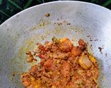 A picture of step 6 of Lau Chingri Curry/Bottlegourd and Prawn curry.