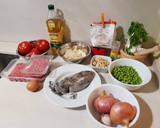 Foto del paso 3 de la receta: Albóndigas con sepia y guisantes