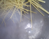 A picture of step 1 of Spaghetti with stew.