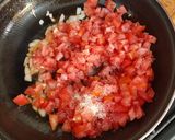Foto del paso 1 de la receta: Pasta con tomate y albahaca
