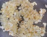 Foto del paso 1 de la receta: Merluza en salsa de la Charo