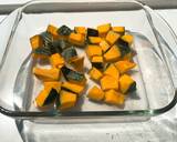 Cheesy white sauce gratin with chicken and kabocha recipe step 3 photo
