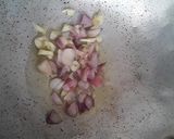 Foto langkah ke 2 dari resep Sayur Pakis tumis Tempe.