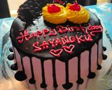 Foto langkah ke 8 dari resep Kue Ulang Tahun (No Mixer).