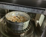 A picture of step 7 of Banana Suji Cake.