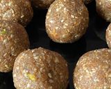 A picture of step 5 of Figs and sesame healthy bites.