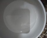 A picture of step 2 of Vinegar Wale Onions.
