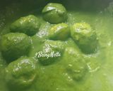 A picture of step 5 of Aloo Palak.