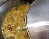 Foto langkah ke 2 dari resep Ayam goreng kuning.