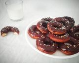 A picture of step 20 of Eggless Donuts.
