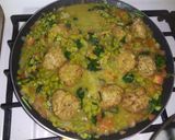 Foto del paso 3 de la receta: Sofrito de Lentejas con espinaca y chicken meatballs