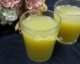 A picture of step 2 of Pineapple and Honey Juice.