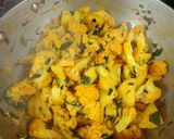 A picture of step 3 of Gobhi with methi.