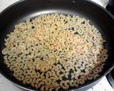 A picture of step 1 of Mexican macaroni.