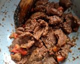 Foto langkah ke 5 dari resep Tumis Daging Sapi Kecap.
