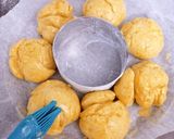 Foto del paso 4 de la receta Roscón de reyes casero con leche condensada 🐫👑🐪👑🐫👑