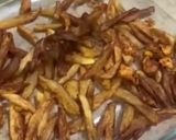 A picture of step 3 of Hawaiian Tikka pizza fries in Microwave oven.