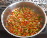 Foto del paso 2 de la receta: Arroz a la cúrcuma con secreto ibérico y salsa mojo