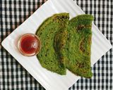A picture of step 3 of Spinach Rava Dosa.