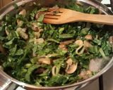 Foto del paso 3 de la receta: Pizza de rúcula y champiñones con salsa de palta