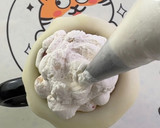 A picture of step 6 of Raspberry Mochi.