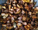 Gambar langkah 2 resipi Nasi Goreng Sate.