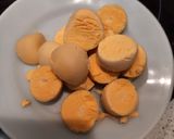 Foto del paso 5 de la receta: Huevos rellenos 😋