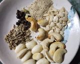 A picture of step 1 of Thandai Phirni.