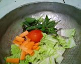 Foto langkah ke 2 dari resep Honey-Mustard Fusilli Salad.