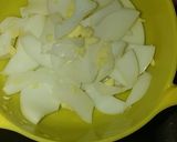 A picture of step 5 of Chicken corn soup🍲.