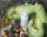 Foto del paso 1 de la receta: Hummus de aguacate 🥑