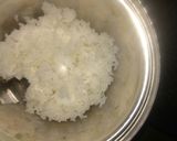 चावल और सूजी की इडली (Chawal aur suji ki idli recipe in Hindi) रेसिपी चरण 1 फोटो