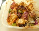 A picture of step 2 of Veg paneer kathi roll.