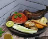 Foto langkah ke 5 dari resep Lele Goreng-Sambal Terasi.