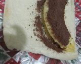 Foto langkah ke 5 dari resep Roti goreng isi pisang cokelat.