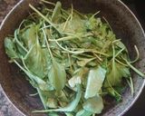 A picture of step 2 of Palak Chole.