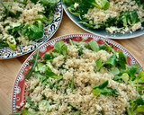 Foto del paso 3 de la receta: Ensalada de rúcula y canónigos con quinoa y pechuga de pollo sabor Cookpad