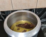 A picture of step 1 of Rajma paneer.