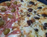 Foto del paso 8 de la receta: Menú fácil - pizza con provolone y algo más