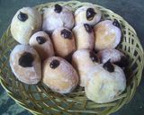 Foto langkah ke 11 dari resep Donat Simple Empuk Menul Menul.
