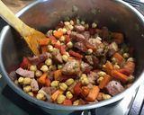 Une image de l'étape 14 de Soupe de pois chiches, carottes, poivron et lard.