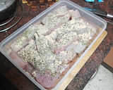 Foto del paso 1 de la receta: Chuletas de fogonero con papas arrugás y mojo verde