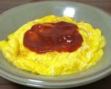 A picture of step 10 of Oatmeal Omurice-Style.