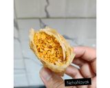 A picture of step 9 of Goan Tikshyo Nevryo/ Spicy Goan Karanjis.