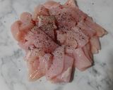 A picture of step 1 of Risotto with lemon, chicken and spinach.