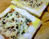 Foto langkah ke 6 dari resep Roti Panggang Mozarella.