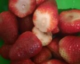 Foto del paso 1 de la receta: Mermelada de frutilla y arándanos